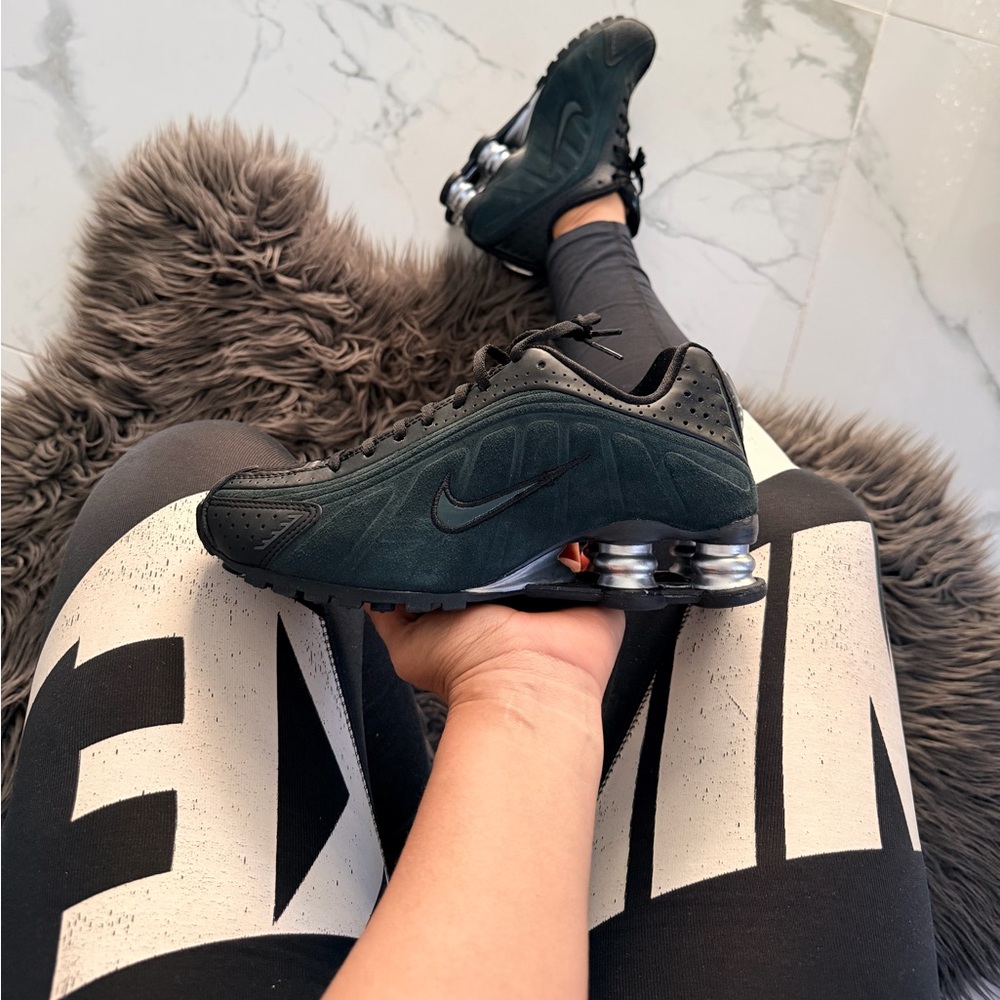 Nike shox R4